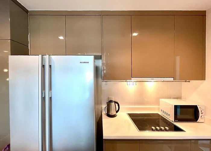 Supreme Spacious 2-bedroom In Prime Location! Bts Thonglor
