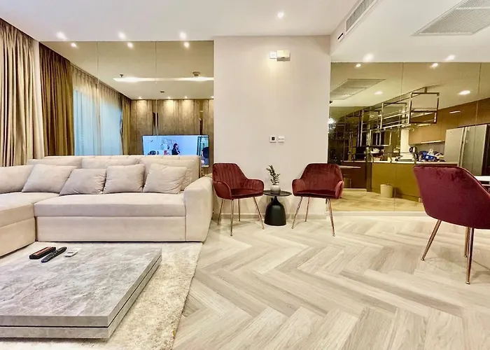 Supreme Spacious 2-bedroom In Prime Location! Bts Thonglor Apartamento