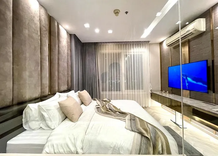 Supreme Spacious 2-bedroom In Prime Location! Bts Thonglor Bangkok