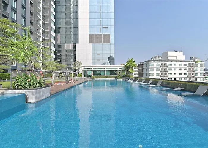 Supreme Spacious 2-bedroom In Prime Location! Bts Thonglor Apartamento