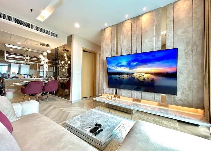 Supreme Spacious 2-bedroom In Prime Location! Bts Thonglor * Bangkok