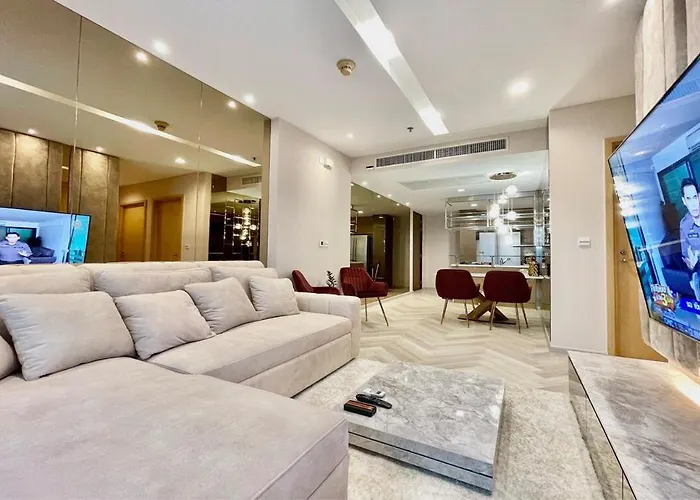 Supreme Spacious 2-bedroom In Prime Location! Bts Thonglor Bangkok