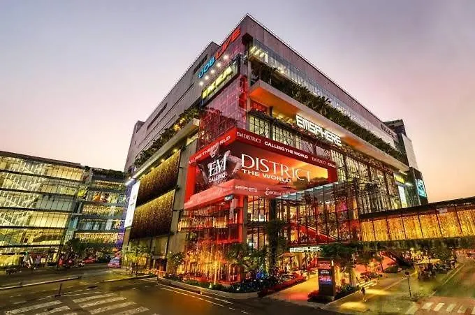 Supreme Spacious 2-bedroom In Prime Location! Bts Thonglor *